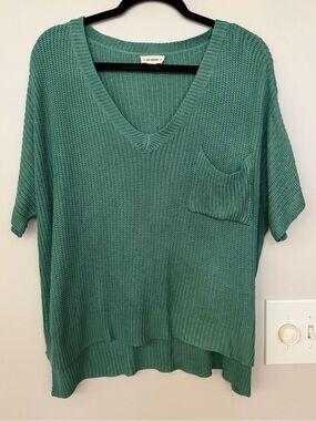 eesome Green Relaxed V-Neck Pocket Sweater
